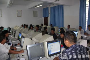 護國鄉(xiāng)組織村三委班子成員開展計算機技術培訓，提升基層干部現(xiàn)代化辦公能力